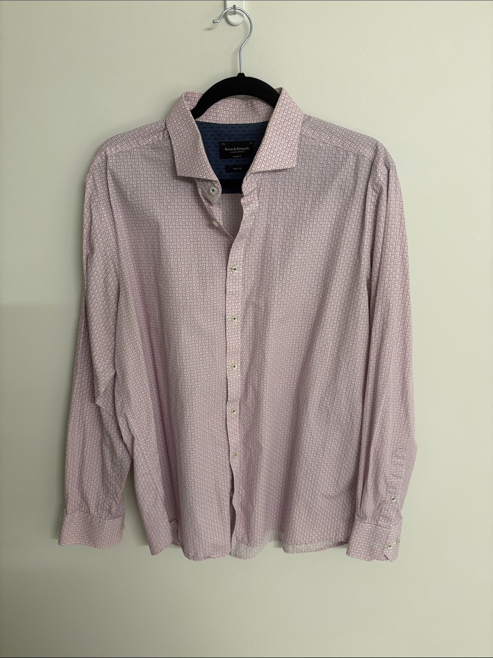 Trim-Fit Light Pink Patterned Dress Shirt - Unknown Brand